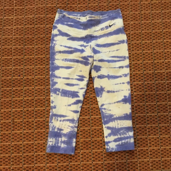 Nike Pants - NIKE DRI-FIT TIE DYED RUNNING CAPRIS S Nike Pants - NIKE DRI-FIT TIE DYED RUNNING CAPRIS S